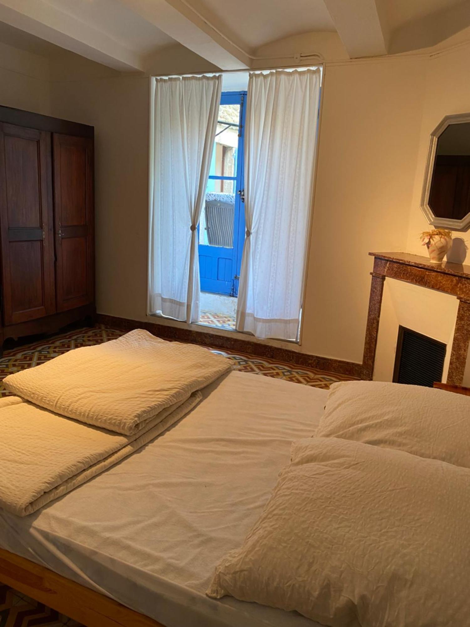 Lou-Pelou Villa Gravieres ภายนอก รูปภาพ