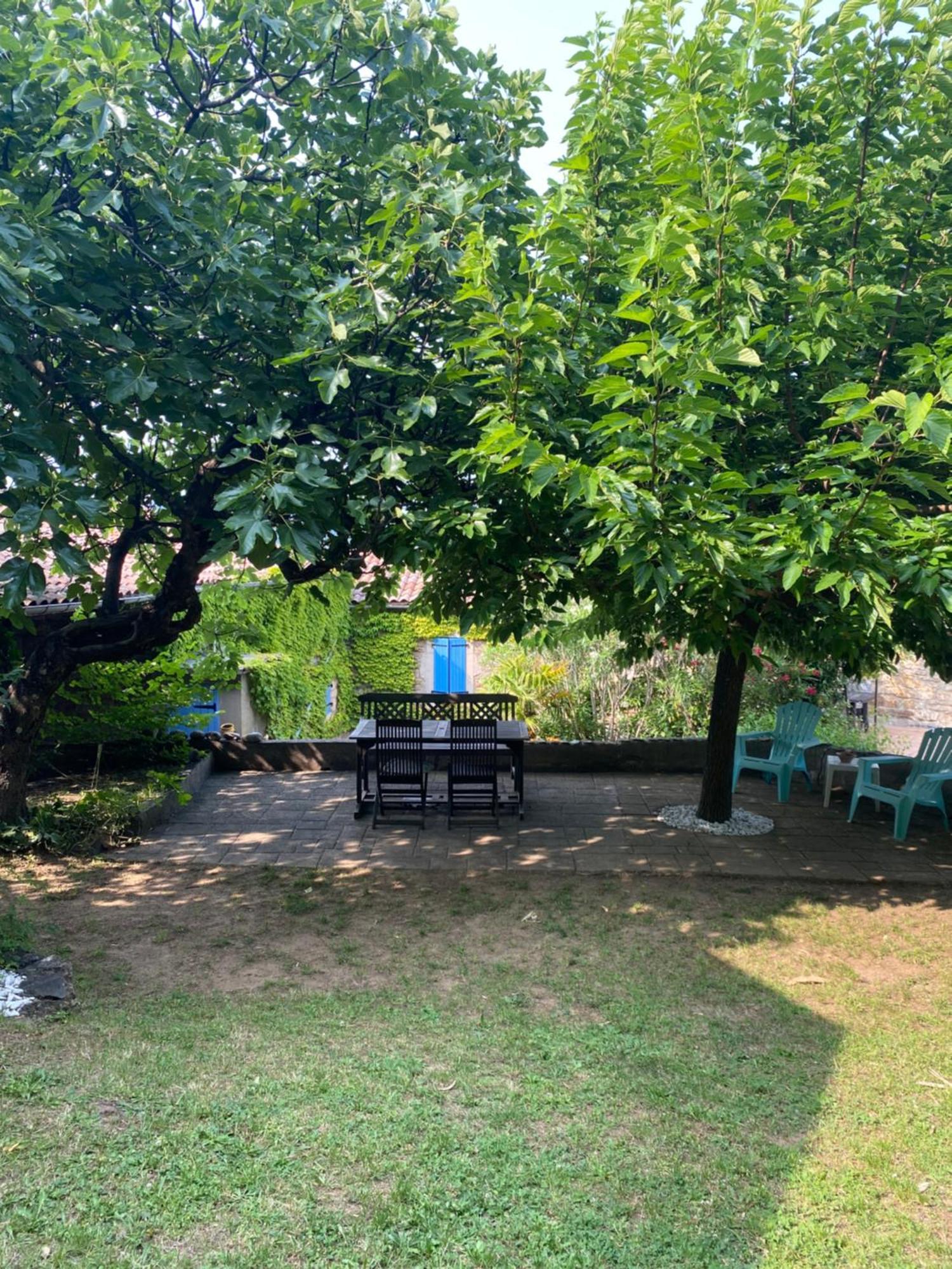 Lou-Pelou Villa Gravieres ภายนอก รูปภาพ